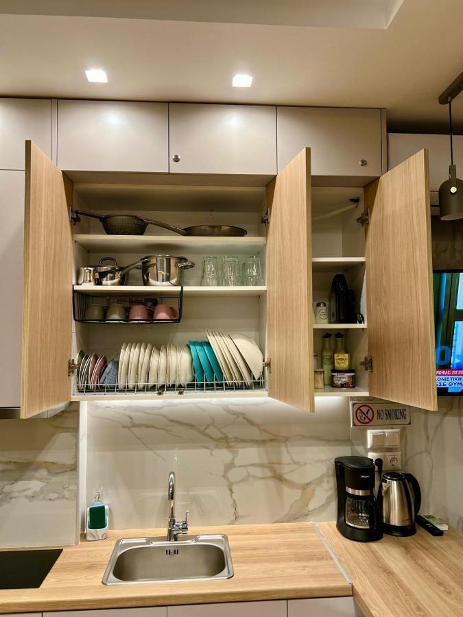 Smart Modern Apartment B Атина Екстериор снимка