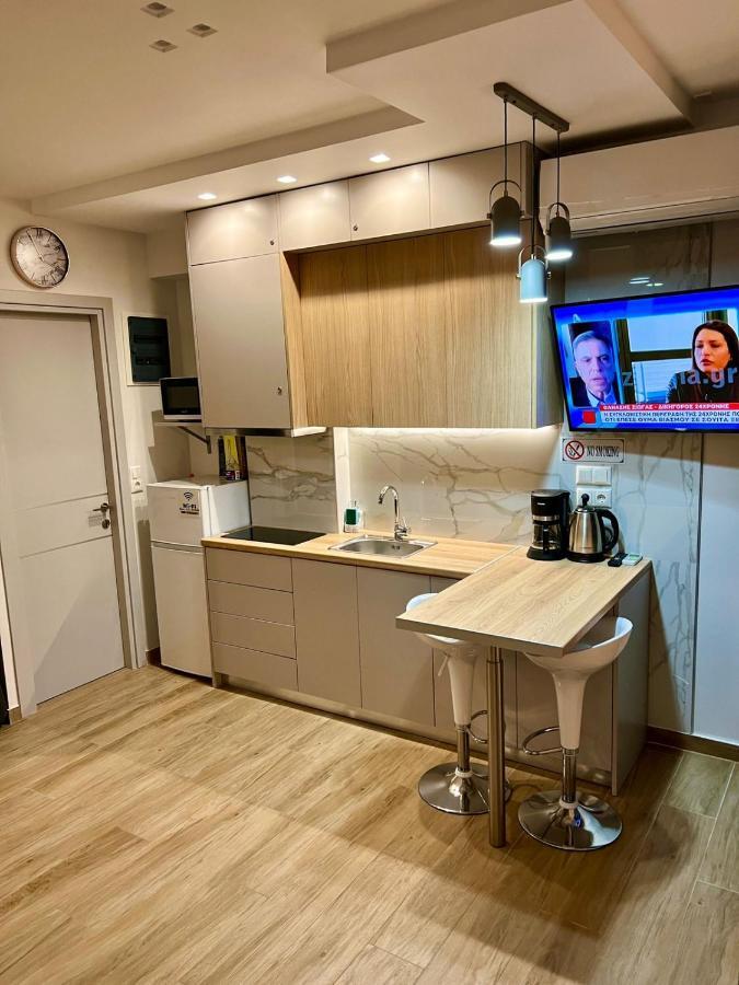 Smart Modern Apartment B Атина Екстериор снимка